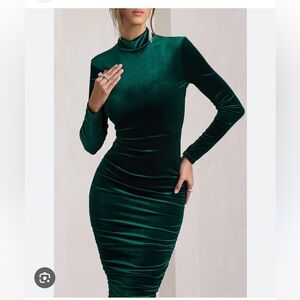 Club L London JOANNA
BOTTLE GREEN VELVET HIGH-NECK BACKLESS MIDI DRESS